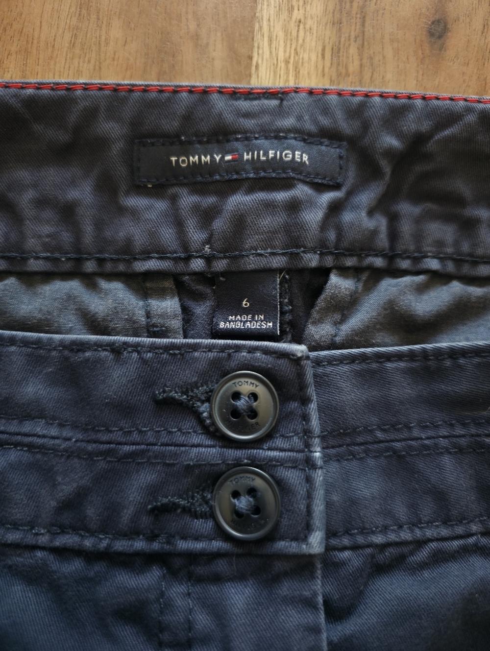 Tommy Hilfiger Preppy Navy Utility Skirt, 100% Cotton, Y2K/2000 Style, Size 6 - Picture 8 of 12